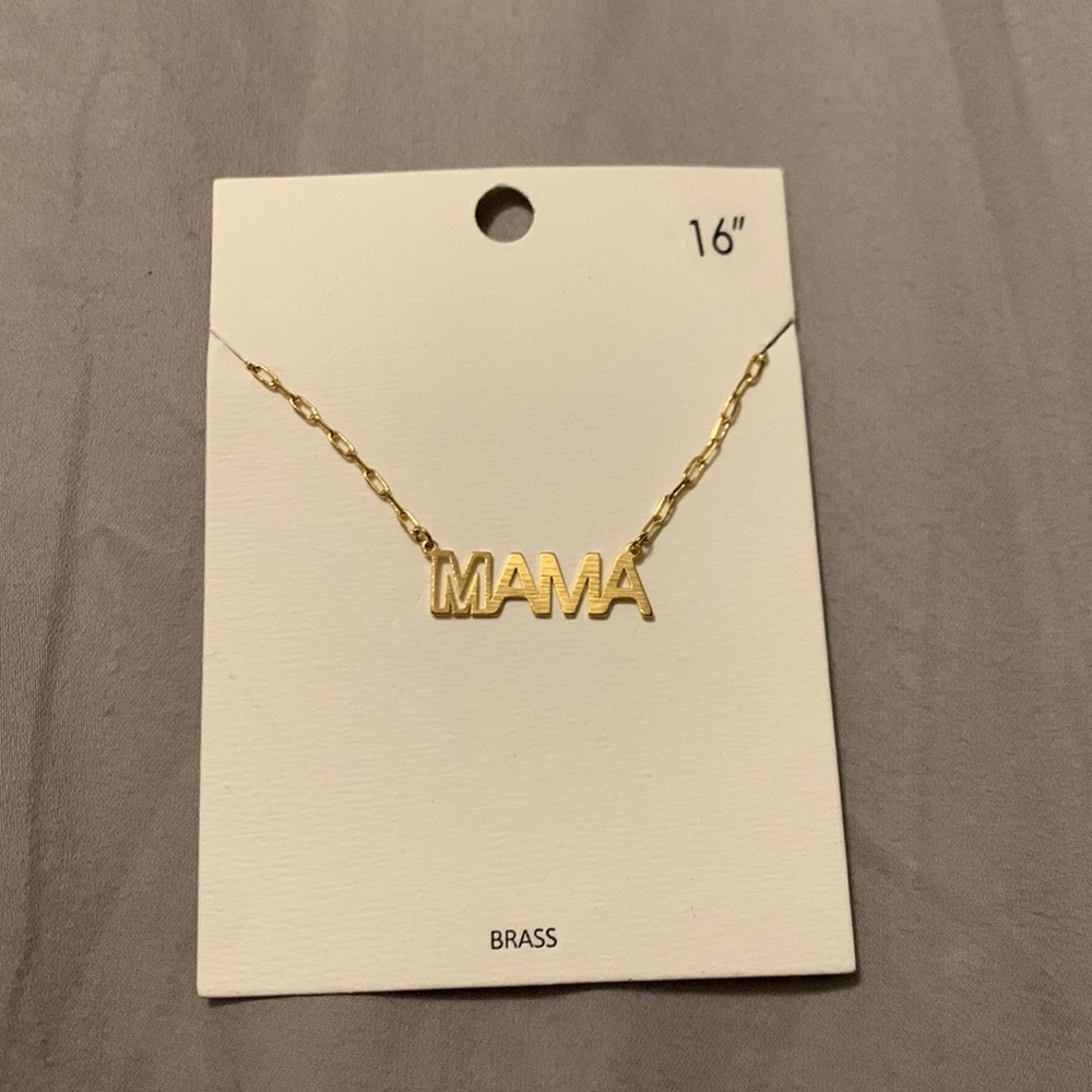 MAMA necklace